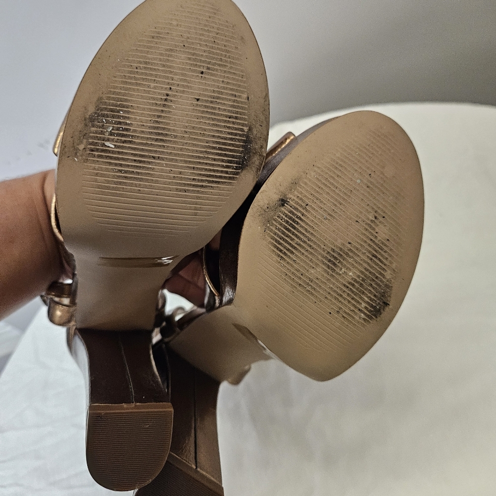 Shoe Dazzle Women's Metallic Bronze Heels Women Size 6 - Picture 12 of 15